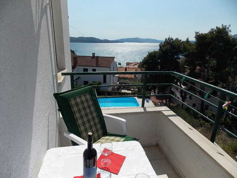 Apartments Villa Goja Trogir Buitenkant foto